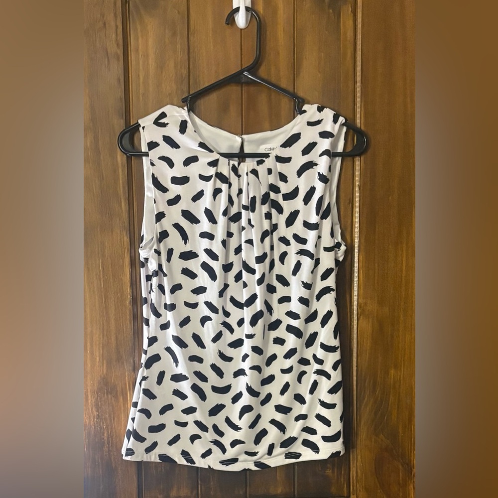 Calvin Klein Black and White Patterned Women's Top